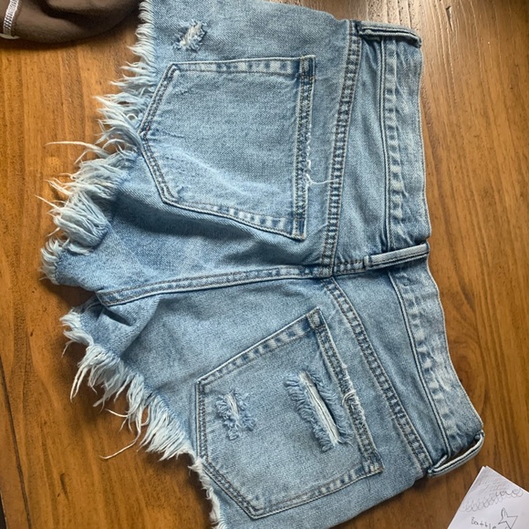 Free people loving good vibrations dm me w questio